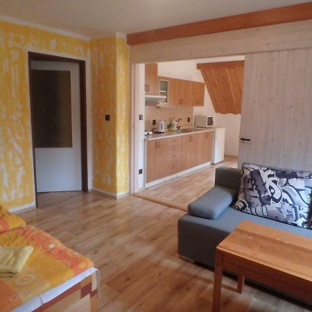 Apartments Vecernik Rokytnice Rokytnice nad Jizerou Bagian luar foto