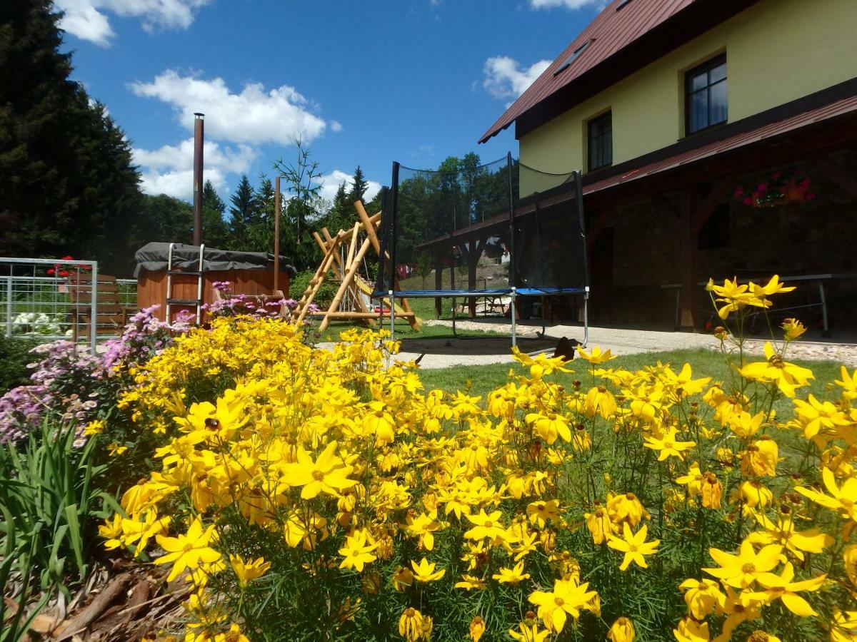 Apartments Vecernik Rokytnice Rokytnice nad Jizerou Bagian luar foto